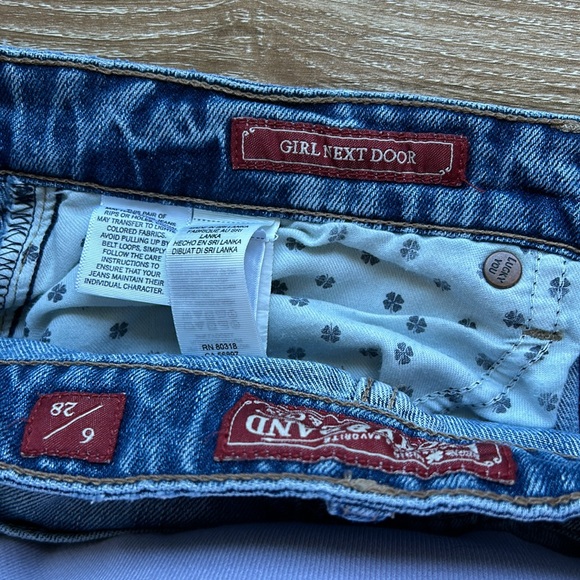 Mid rise boyfriend jeans - Picture 3 of 4